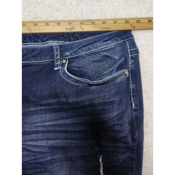 FireFly Women's Plus Size 22 Boot Cut Embroidered Jeans Distressed Embellished - Picture 3 of 8